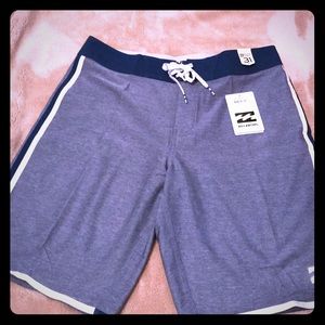 Men’s Billabong board shorts NWT